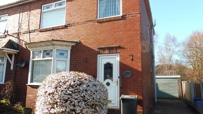 3 Bedroom Semi Detached House For Sale In Lundhill Road, Wombwell, S73