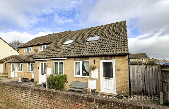 1 Bedroom End Terrace House For Sale In Thorney Leys, Witney, Oxfordshire, OX28