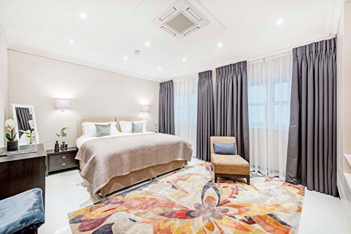 1 Bedroom Flat To Rent In Queen's Gate, South Kensington, London, SW7
