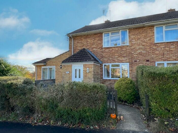 5 Bedroom Semi-Detached House To Rent In Walpole Road, Winchester, SO22