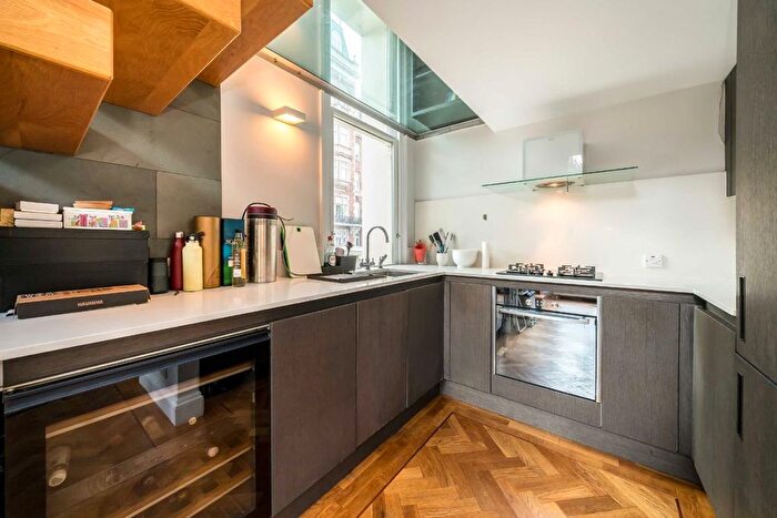 1 Bedroom Flat To Rent In Earl's Court Square, London, SW5