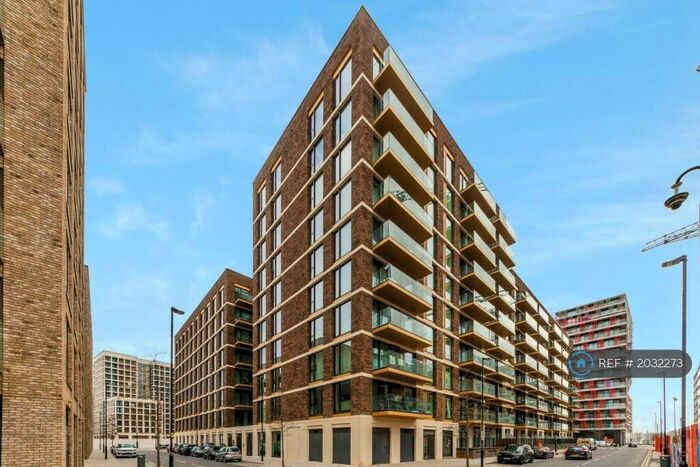 1 Bedroom Flat To Rent In Royal Crest Avenue, London, E16