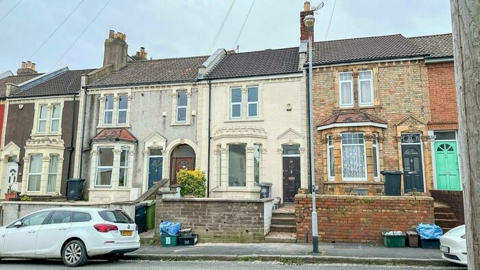 3 Bedroom Terraced House To Rent In Bartletts Road, Bedminster, Bristol, BS3