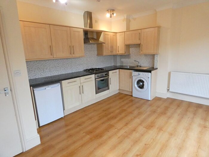 1 Bedroom Flat To Rent In William Place, Bow, E3