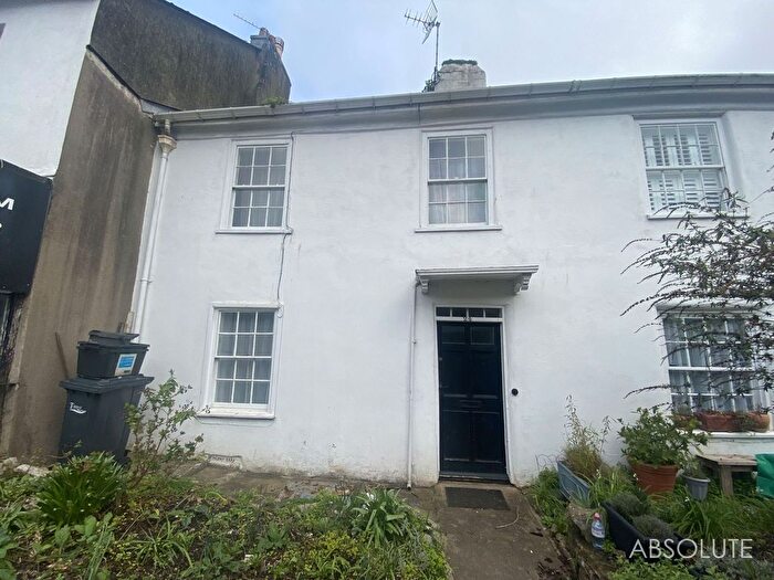 2 Bedroom Cottage To Rent In Bolton Street, Brixham, TQ5