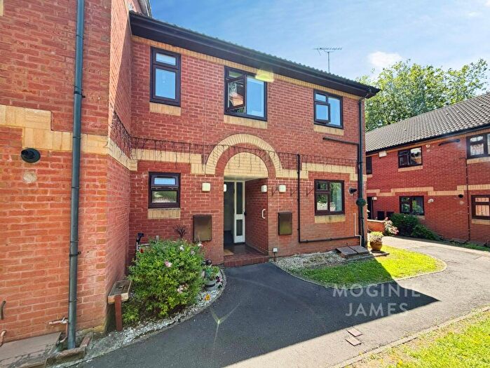 1 Bedroom Apartment For Sale In Ty-Gwyn Road, Cardiff, CF23