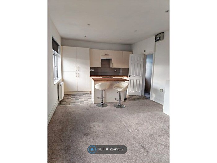 Studio To Rent In Tynemouth Road, Wallsend, NE28