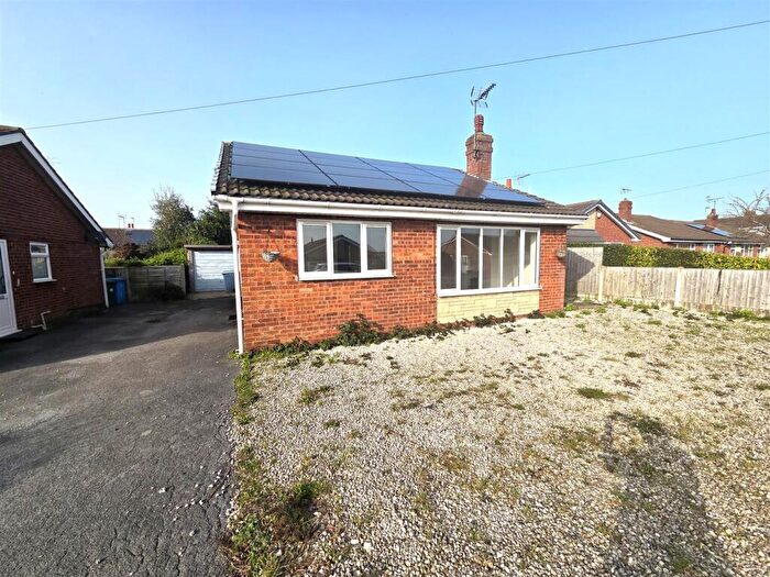 2 Bedroom Detached Bungalow For Sale In Linden Avenue, Tuxford, Newark, NG22