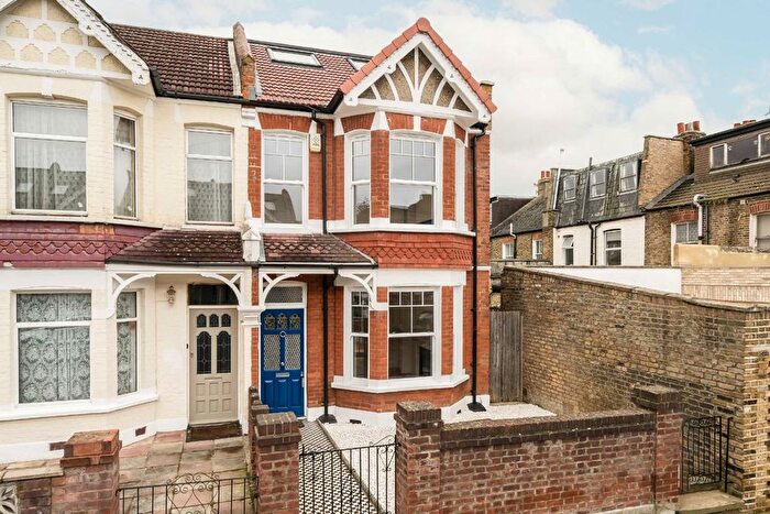 5 Bedroom Property To Rent In Clonmore Street, London, SW18