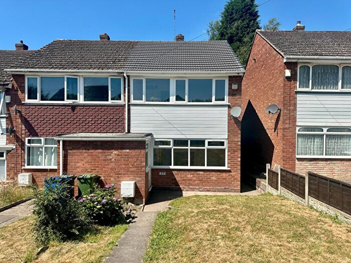 3 Bedroom Semi-Detached House To Rent In Mount Pleasant, Two Gates, Tamworth, B77