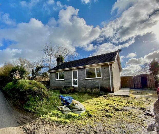 2 Bedroom Farm For Sale In Heol Y Llan, Llandissilio, Clynderwen, SA66