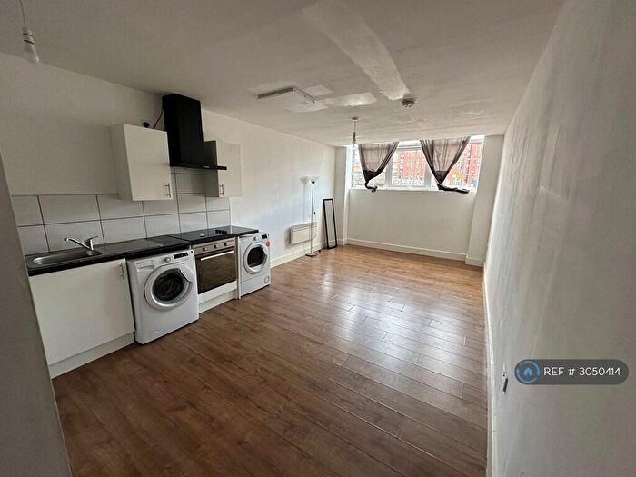 Studio To Rent In Central House, Leicester, LE1