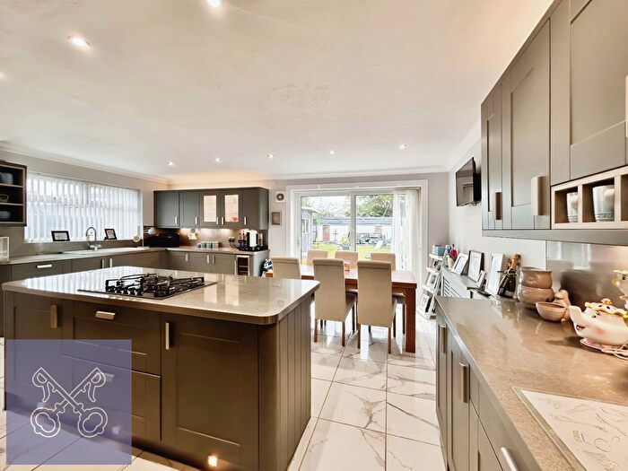 3 Bedroom Semi-Detached House For Sale In Constable Close, Sproatley, Hull, East Yorkshire, HU11