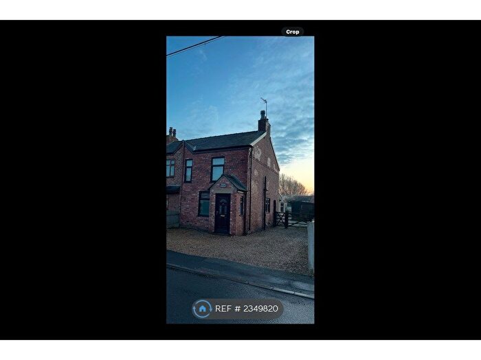 3 Bedroom Semi-Detached House To Rent In Long Lane, Southport, PR9