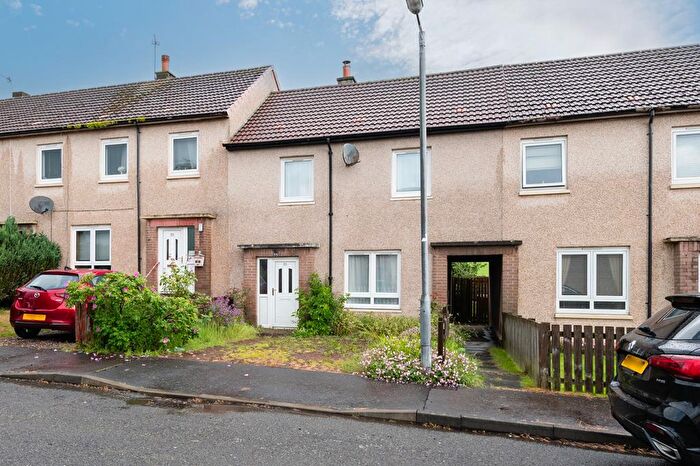 3 Bedroom Terraced House For Sale In Halfields Gardens, Kennoway, Fife, KY8