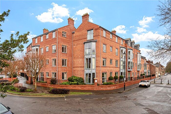 2 Bedroom Flat For Sale In Bishophill Junior, York, North Yorkshire, YO1