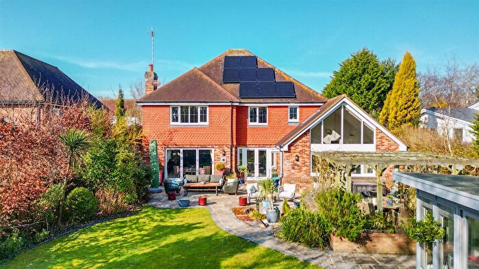 4 Bedroom Detached House For Sale In Clavering Walk, Cooden, Bexhill-On-Sea, TN39