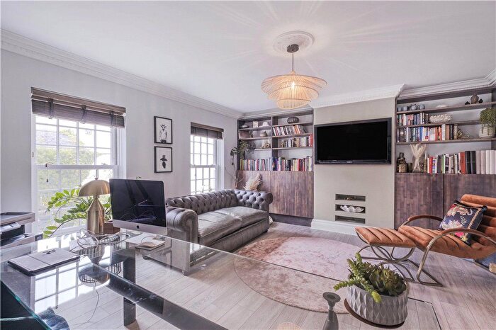 4 Bedroom Terraced House To Rent In Seaton Close, Putney, SW15