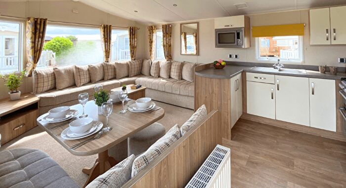 3 Bedroom Caravan For Sale In Three Bedroom Willerby Rio Premier, Chichester Lakeside Holiday Park, Vinnetrow Road, Chichester, West Sussex, PO20