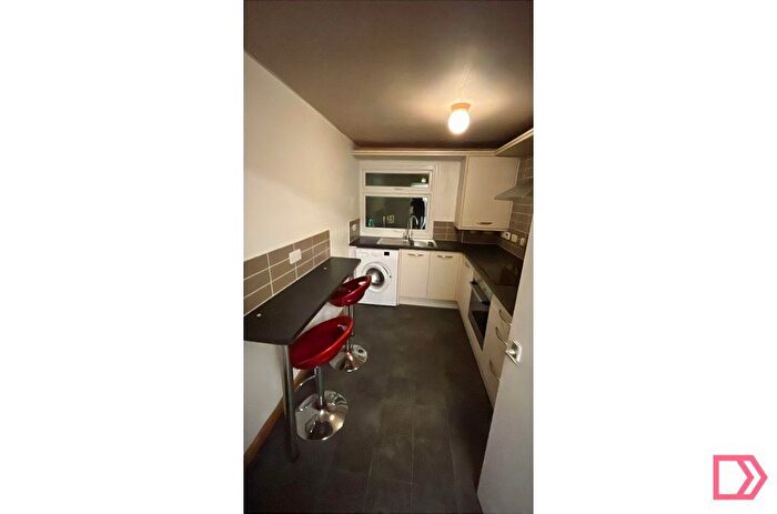 2 Bedroom Flat To Rent In Mersham Court, Wakeley Road, Rainham, Kent, ME8