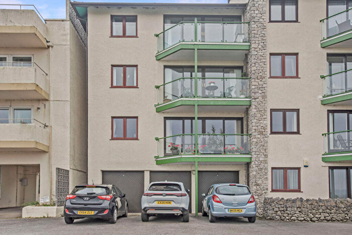 2 Bedroom Apartment For Sale In Herons Quay, Sandside, LA7