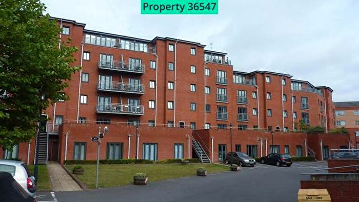 2 Bedroom Apartment To Rent In Newhall Court, George Street, Birmingham, B3