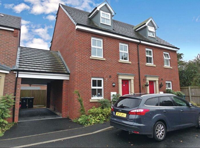 3 Bedroom Semi Detached House To Rent In Cherwell Gardens, Nottingham, NG13