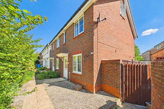 3 Bedroom Semi-Detached House For Sale In Pishmire Close, Three Score, Norwich, NR5
