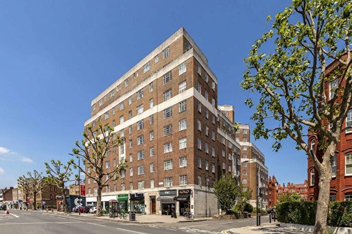 Studio To Rent In Hamlet Gardens, Ravenscourt Park, W6