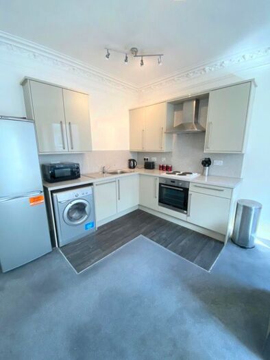3 Bedroom Flat To Rent In Morgan Street, Baxter Park, Dundee, DD4
