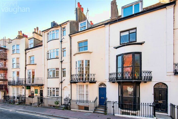 Studio To Rent In Upper Rock Gardens, Brighton, East Sussex, BN2