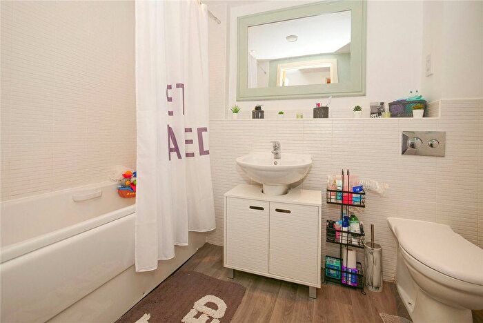 2 Bedroom Flat For Sale In Albert Street, Baildon, Shipley, West Yorkshire, BD17