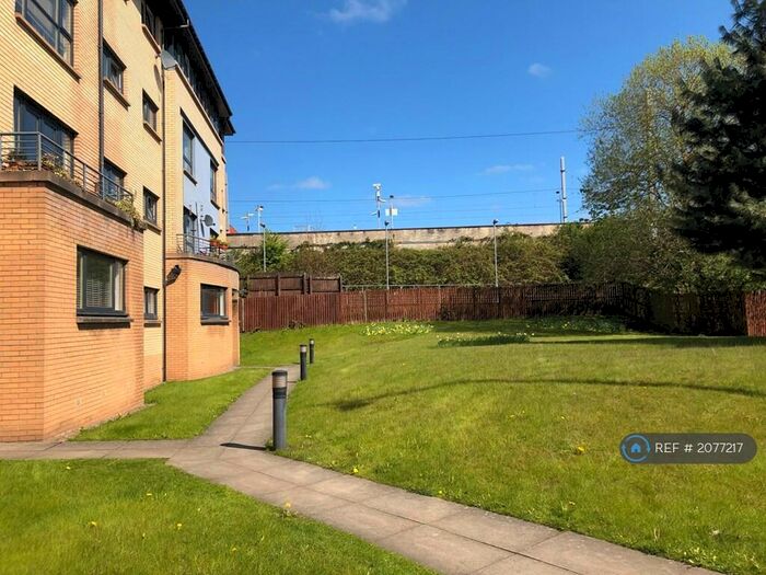3 Bedroom Flat To Rent In Beith Street, Glasgow, G11