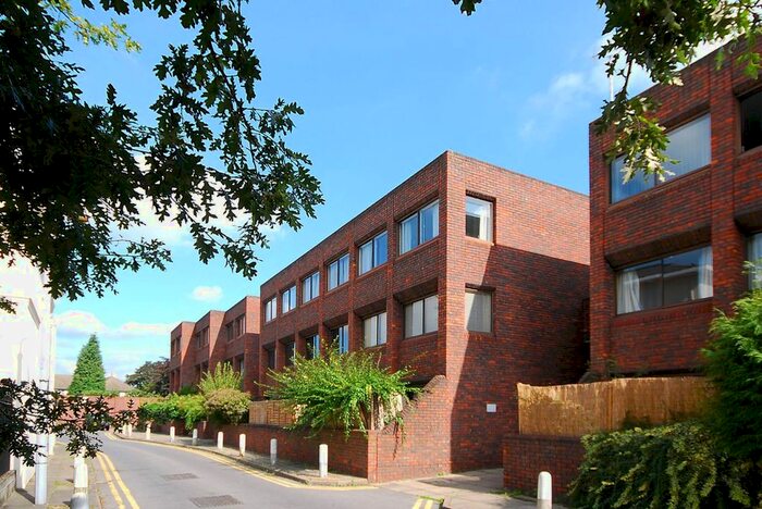 Studio To Rent In Ryde Place, Twickenham, Richmond, Twickenham, TW1