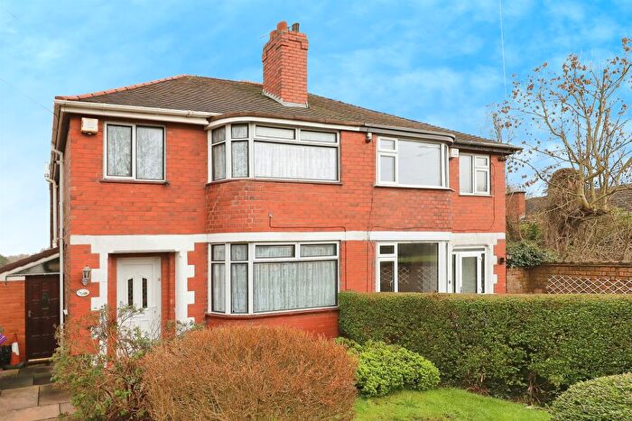 3 Bedroom Semi Detached House For Sale In Wolverhampton Road East, Wolverhampton, WV4