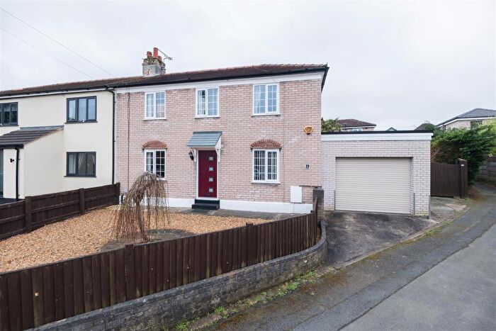 3 Bedroom Semi Detached House For Sale In Heath Road, Weaverham, CW8
