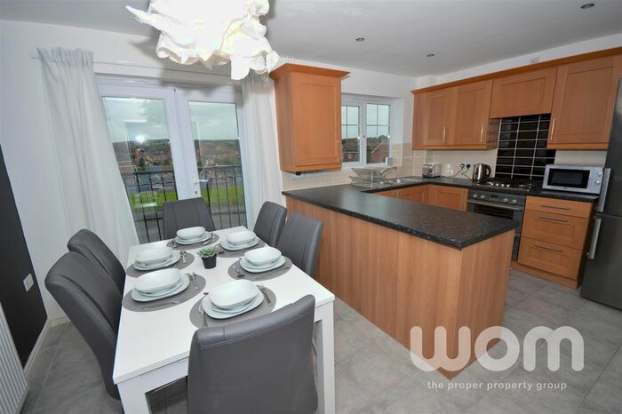 5 Bedroom Property To Rent In Galingale View, Newcastle-Under-Lyme ST5