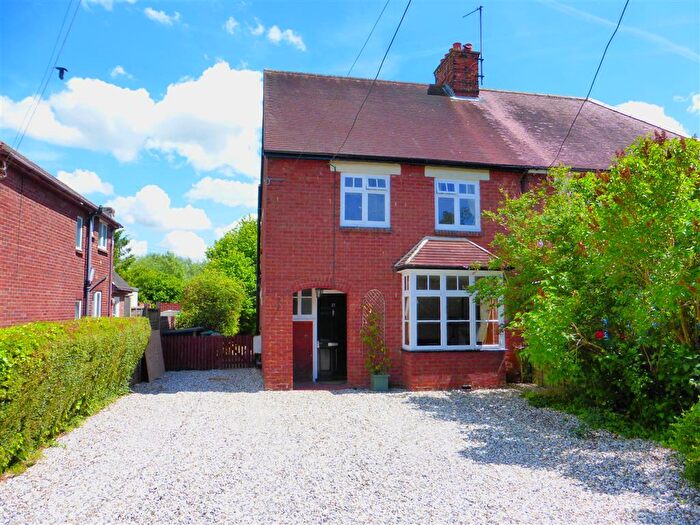 3 Bedroom Semi-Detached House To Rent In Kennington Road, Kennington, Oxford, OX1