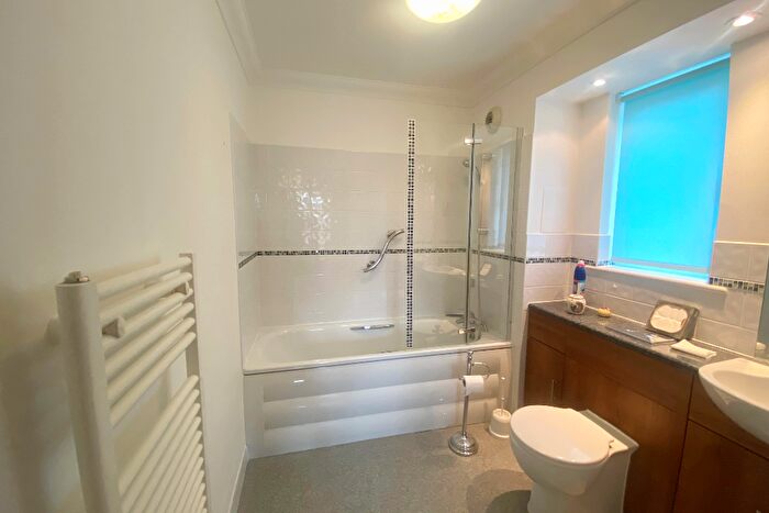 2 Bedroom Retirement Property For Sale In No. Marlow, Richmond Villages Northampton, Bridge Meadow Way, Northampton, Northamptonshire, NN4