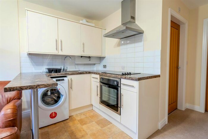 1 Bedroom Flat To Rent In Trafalgar Street, York, YO23