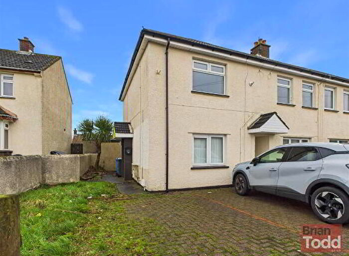 2 Bedroom Apartments For Sale In Ballycraigy Ring, Larne, BT40