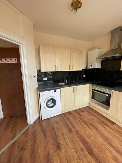 1 Bedroom Flat To Rent In Downs Road, Luton, LU1
