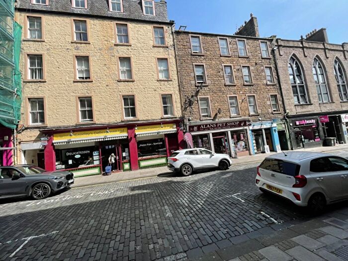 2 Bedroom Flat To Rent In Castle Street, Dundee, DD1