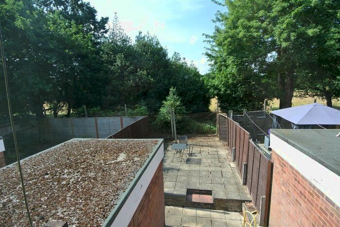 4 Bedroom Terraced House To Rent In Cherrywood Avenue, Englefield Green, Egham, TW20