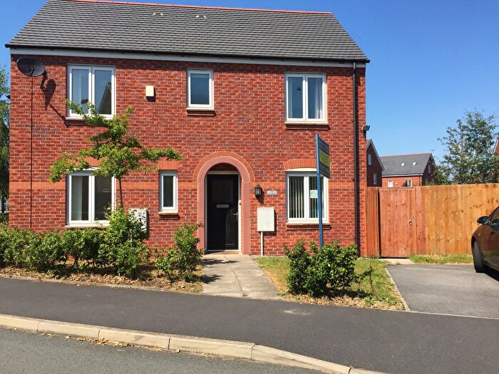3 Bedroom Property To Rent In West Timperley, Altrincham, WA14