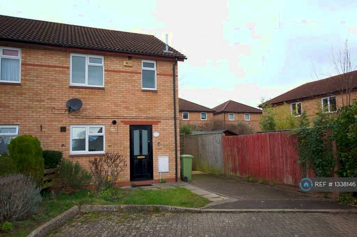 3 Bedroom Semi-Detached House To Rent In Chaplin Grove, Crownhill, Milton Keynes, MK8