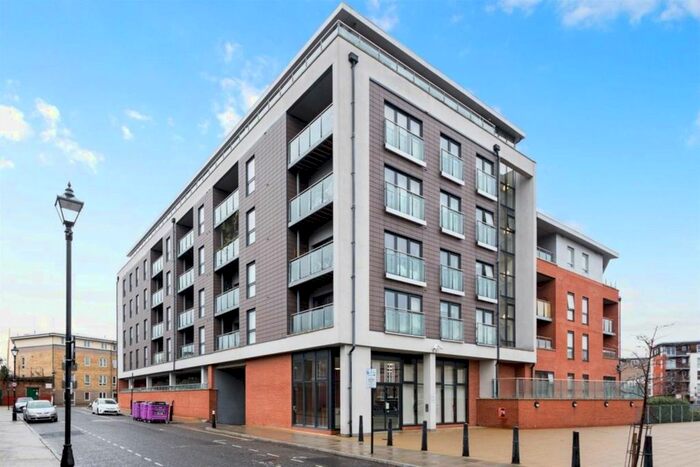 2 Bedroom Flat To Rent In Bow, London E, London, E3
