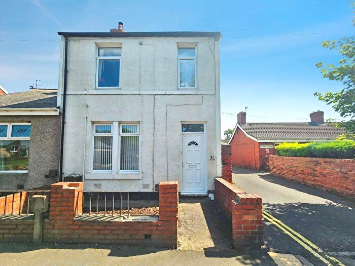 3 Bedroom Semi-Detached House For Sale In Pioneer Terrace, Bedlington, NE22