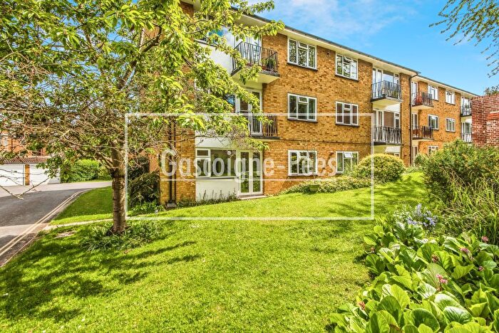 2 Bedroom Property To Rent In West Road, Guildford, GU1