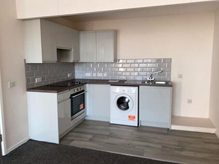 1 Bedroom Apartment To Rent In Ann Street, Rochdale, Greater Manchester, OL11